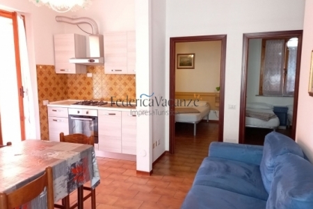 Villa Rosa con balcone